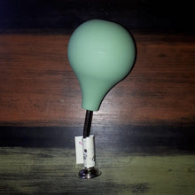 Laden Sie das Bild in den Galerie-Viewer, Gießhilfe - Ballbrause - Carniflor